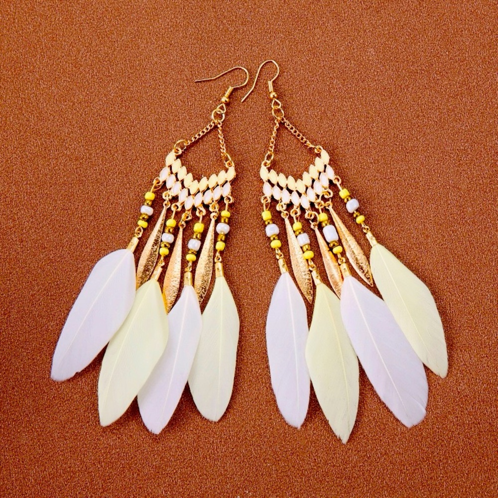 Beautiful grand earrings for sale limited edition, free shipping!!!hurry and buy